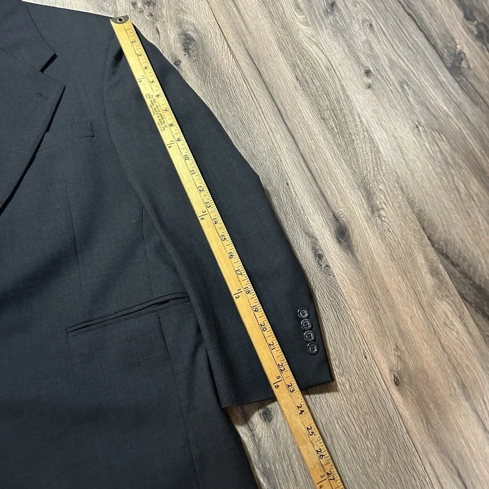 Jos A Bank Men's Charcoal Gray 100% Wool Blazer Suit Jacket Business Express 40S